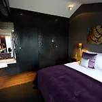Szálloda Canal House 4*