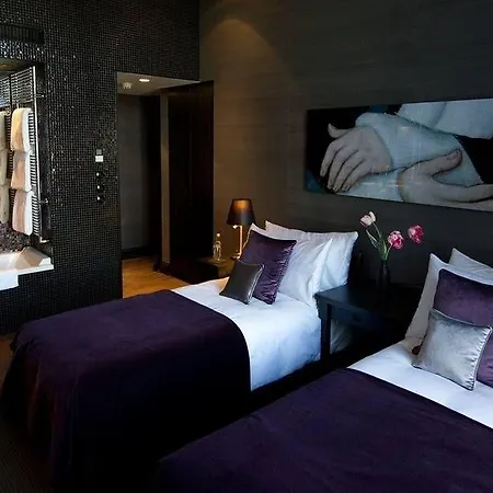 Hotel Canal House