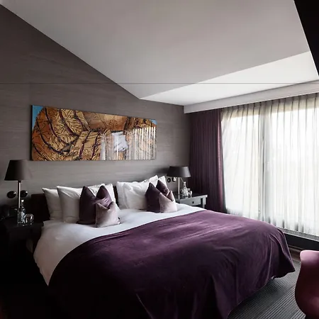 Canal House Hotel