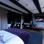 Canal House Hotel