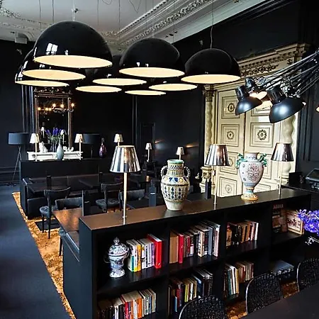 Canal House Hotell 4*