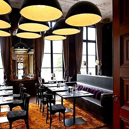 Hotell Canal House 4*