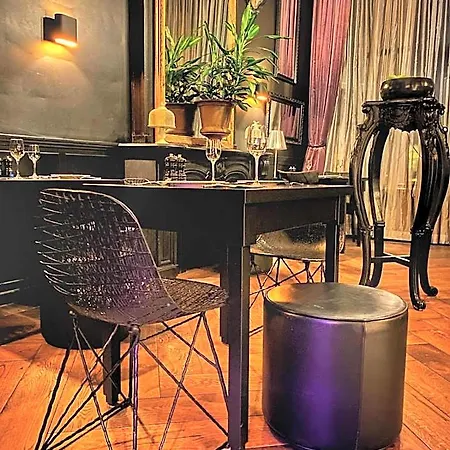 Canal House Hotel 4*