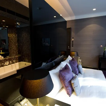 Canal House Отель Амстердам
