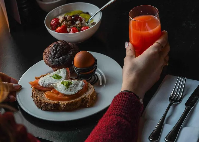 Canal House Hotel 4*