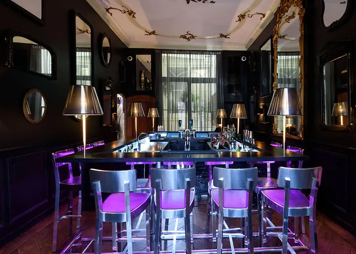 Canal House Hotel 4*