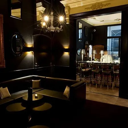 Hotell Canal House 4*