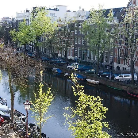 Canal House Hotell 4*