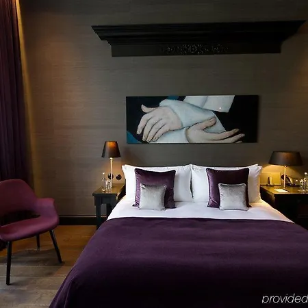 Canal House Hotell 4*