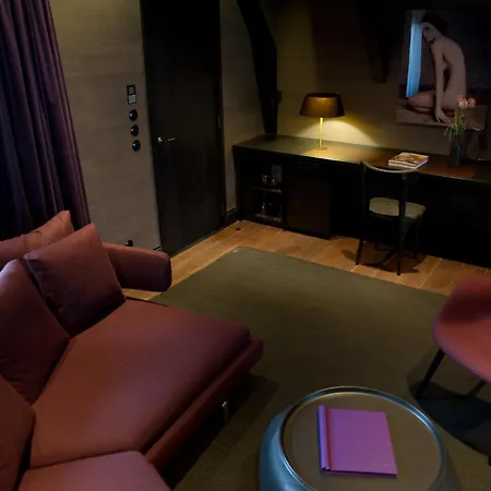 ホテル Canal House 4*